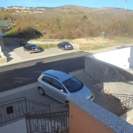 Apartman Pearl **** App